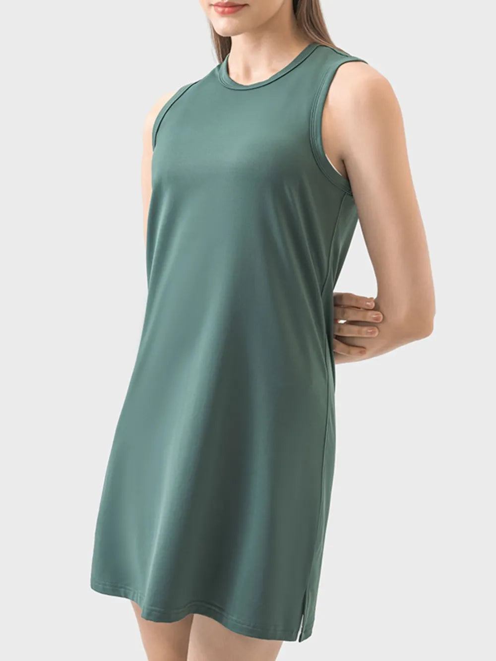 Round Neck Sleeveless Active Dress eprolo