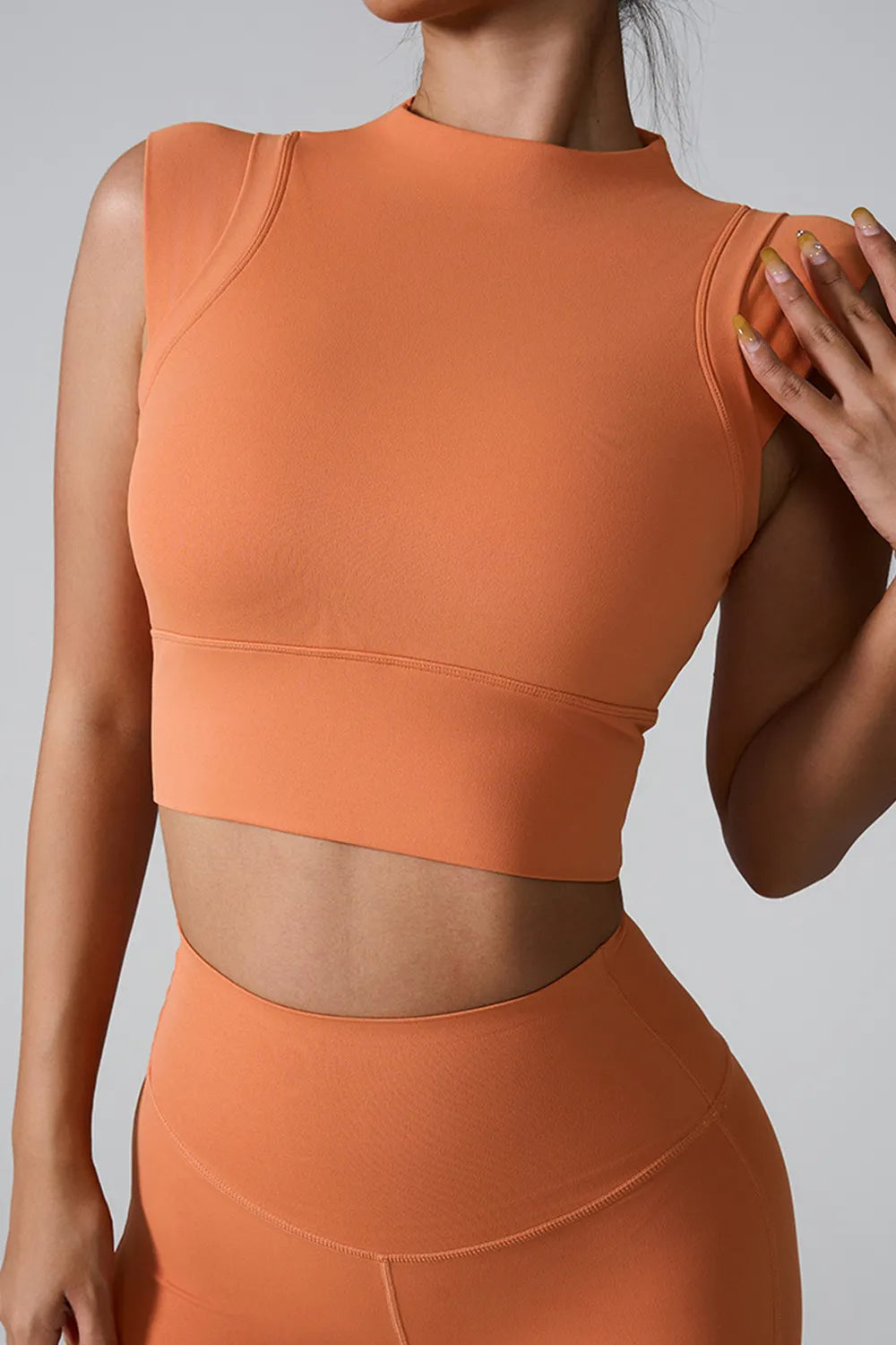 Mock Neck Active Tank eprolo